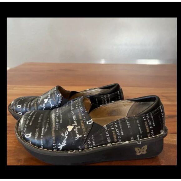 Alegria Clogs Deb Mules Hippie Inspirational Quotes Black Amen YOLO‎ 40 9.5 10 - Picture 1 of 6